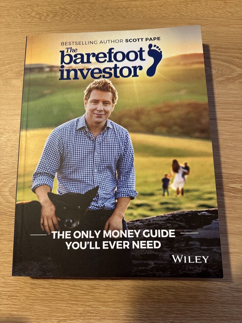 image of the book with a title The Barefoot Investor by Scott Pape 